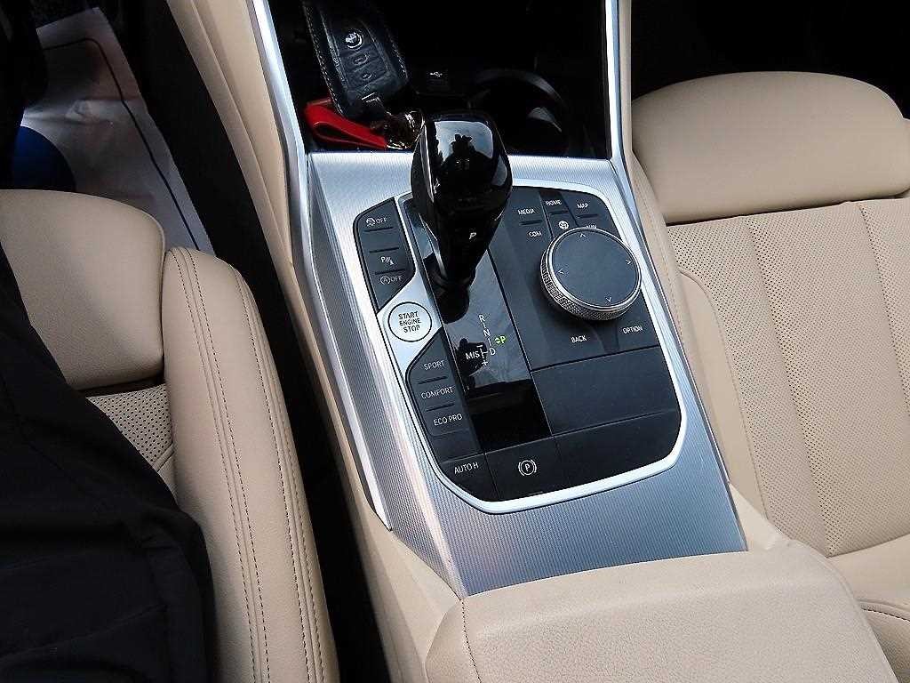 BMW 3시리즈 3시리즈 (G20) 320i M 스포츠 이미지 10