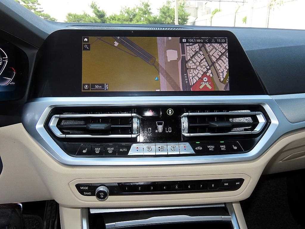 BMW 3시리즈 3시리즈 (G20) 320i M 스포츠 이미지 12