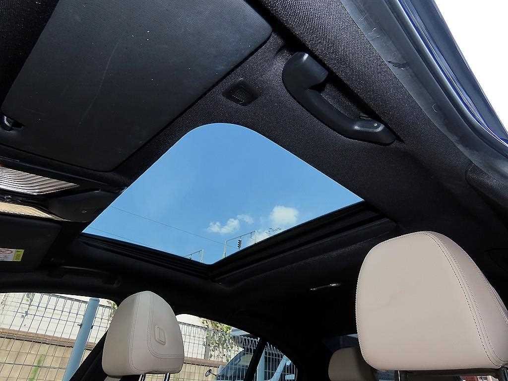 BMW 3시리즈 3시리즈 (G20) 320i M 스포츠 이미지 18