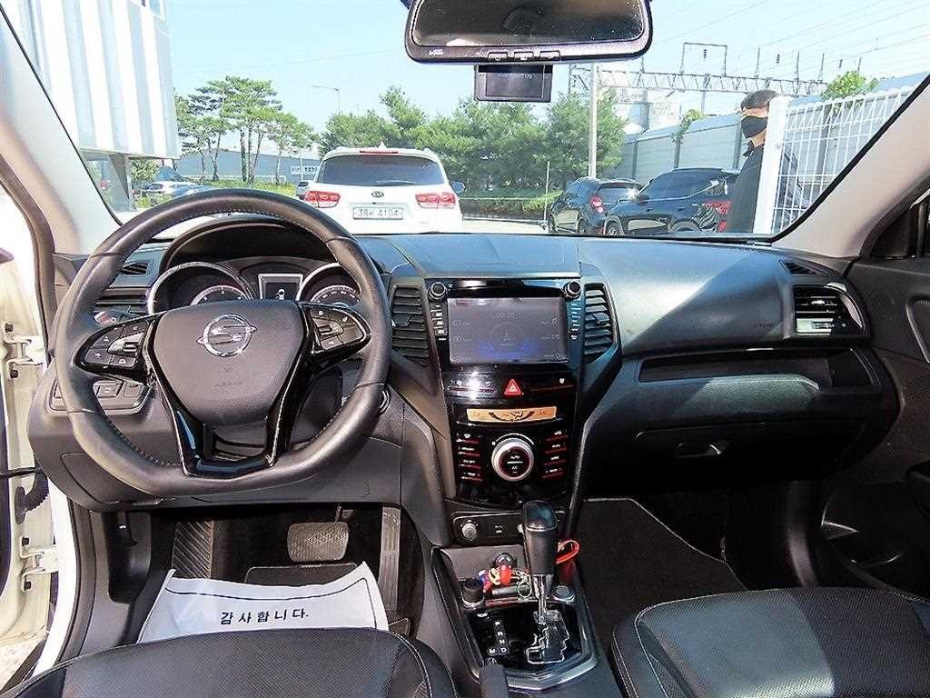 KG모빌리티(쌍용) 티볼리 티볼리 에어 2WD 디젤 1.6 RX 이미지 7