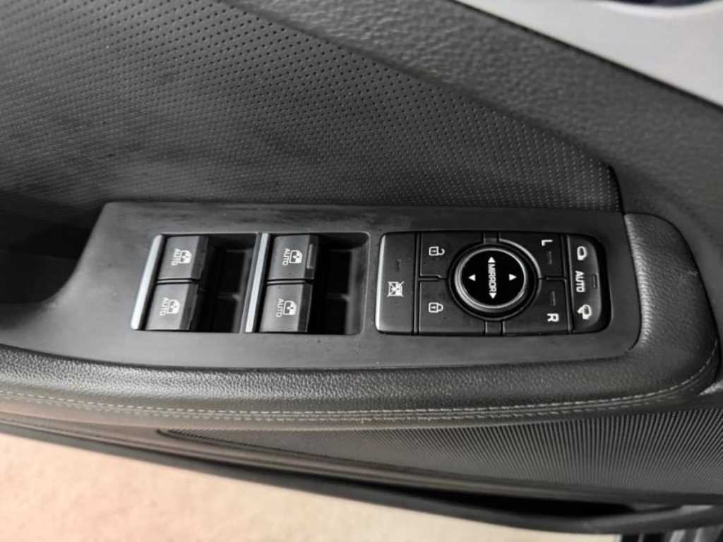 제네시스 G80 3.3 GDI AWD 럭셔리 이미지 16