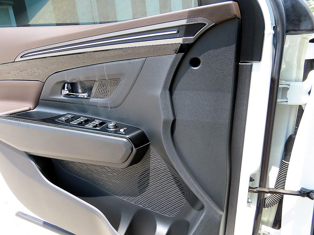 KG모빌리티(쌍용) 코란도 뷰티풀코란도 4WD 가솔린 1.5 C7 이미지 11