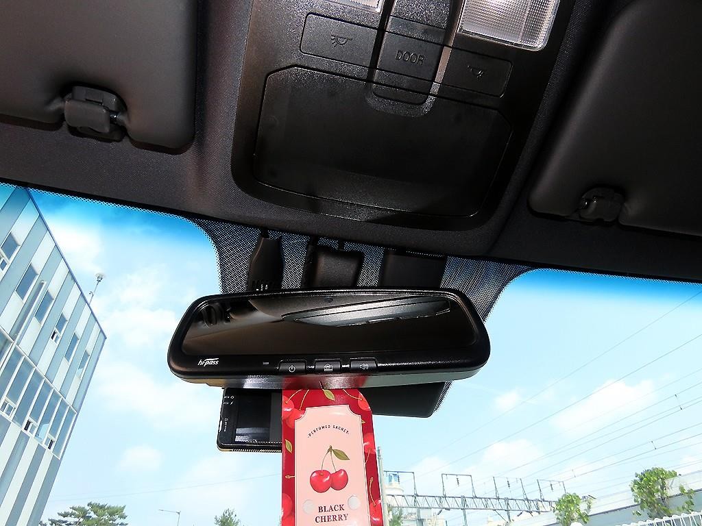 KG모빌리티(쌍용) 코란도 뷰티풀코란도 4WD 가솔린 1.5 C7 이미지 14