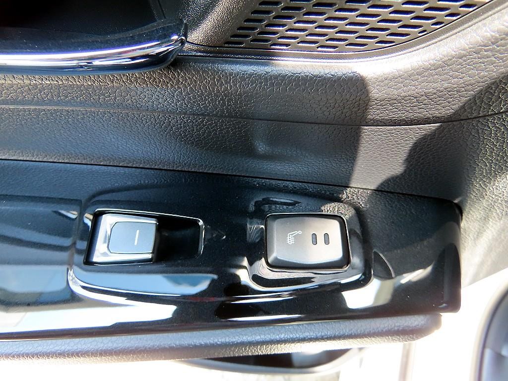 KG모빌리티(쌍용) 코란도 뷰티풀코란도 4WD 가솔린 1.5 C7 이미지 16