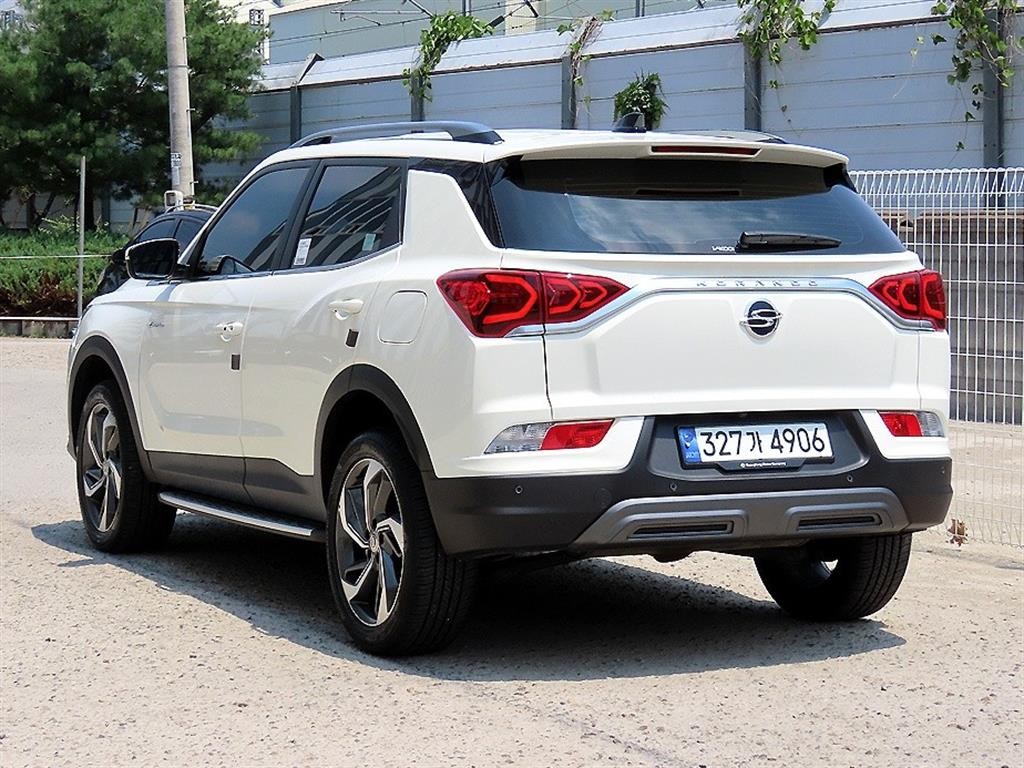 KG모빌리티(쌍용) 코란도 뷰티풀코란도 4WD 가솔린 1.5 C7 이미지 3
