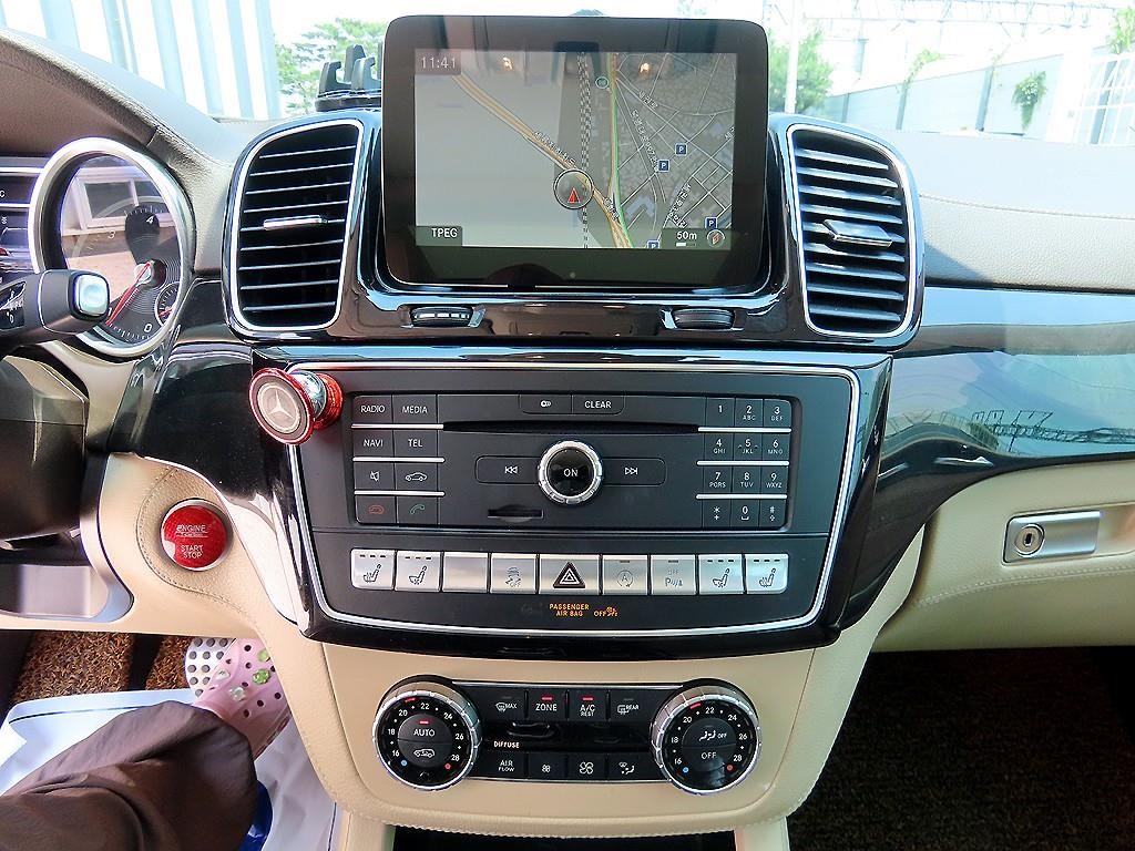 벤츠 GLS 클래스 GLS클래스 X166 GLS350 D 4MATIC 이미지 13