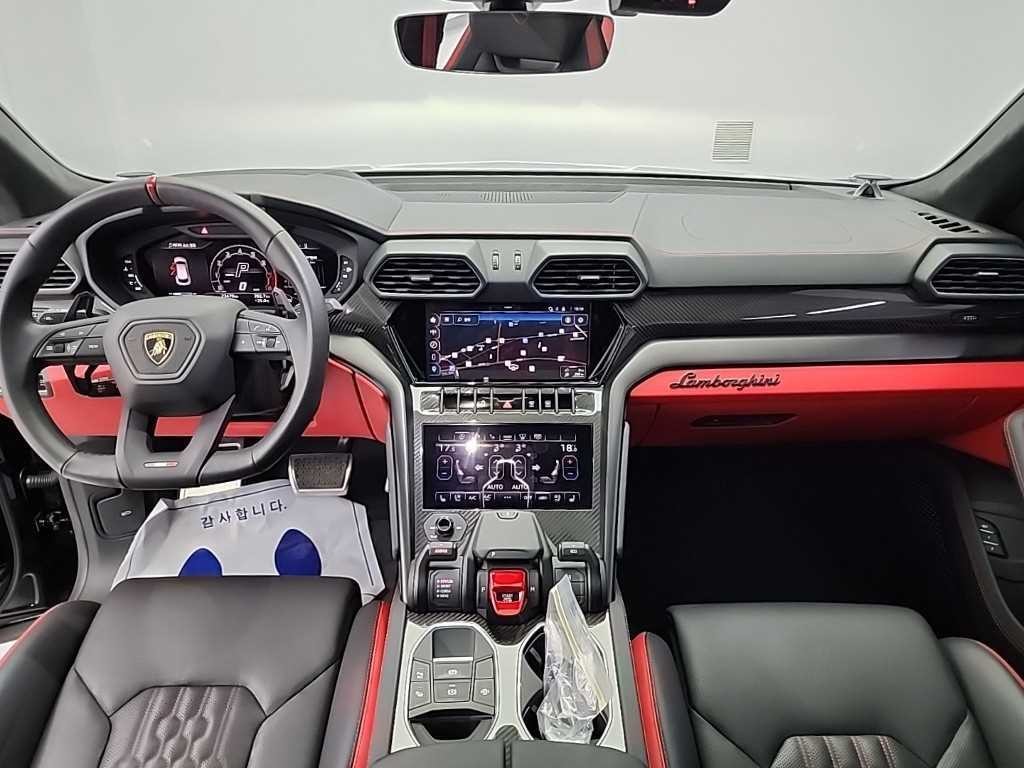 람보르기니 우루스 4.0 V8 S 이미지 7