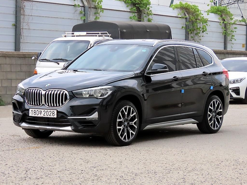 BMW X1 X1 (F48) xDrive 20i xLine 스페셜에디션 이미지 2