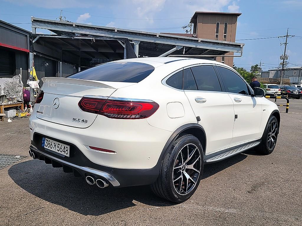 벤츠 GLC 클래스 GLC클래스 X253 AMG GLC 43 4MATIC 쿠페 이미지 4