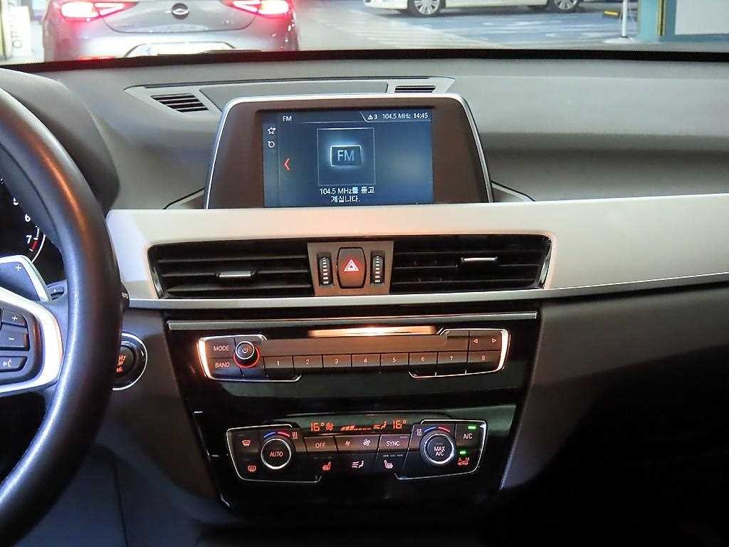 BMW X1 X1 (F48) xDrive 20i 어드밴티지 이미지 11
