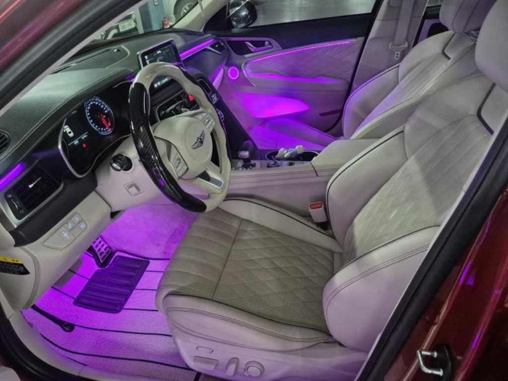 제네시스 G70 2.0T 스포츠 패키지 이미지 19