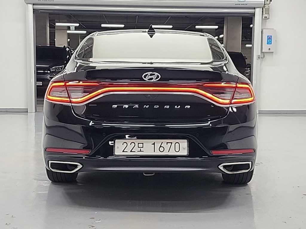 현대 그랜저 그랜저 IG 2.4 GDI 프리미엄 스페셜 이미지 3