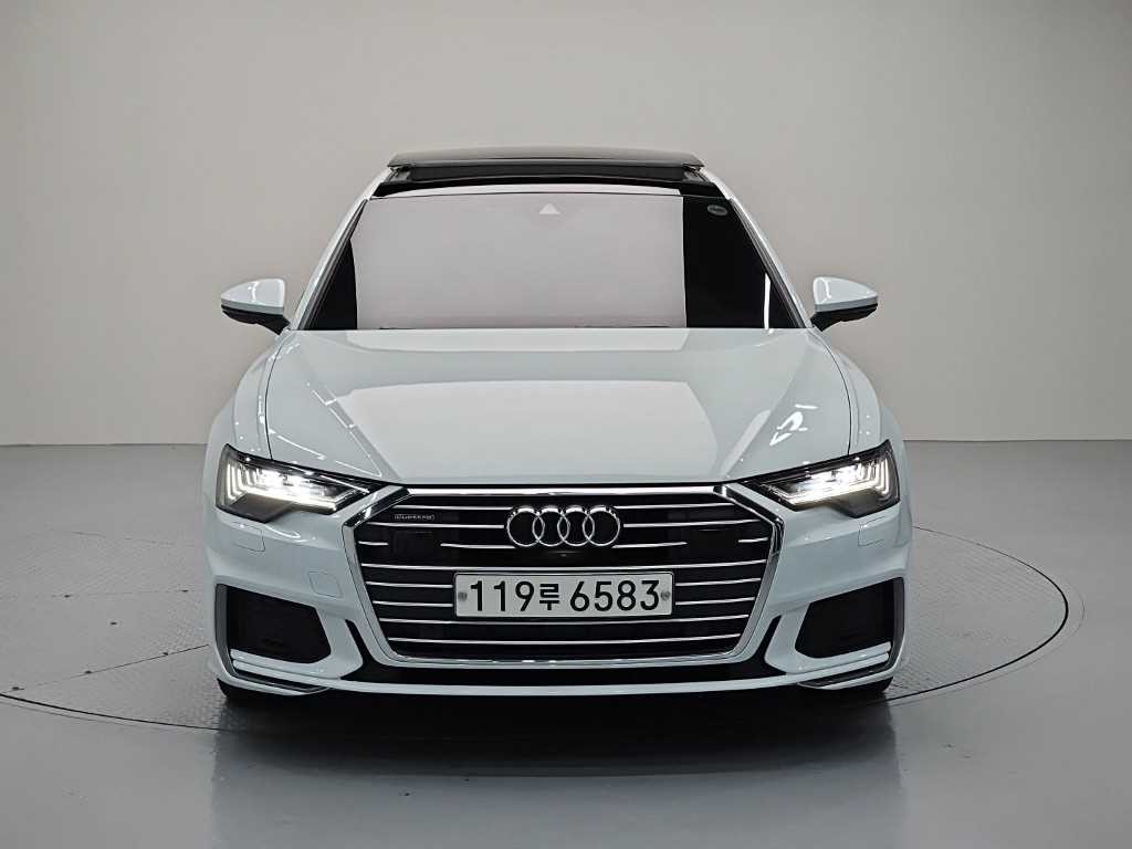 아우디 A6 A6 (C8) 45 TFSI 콰트로 프리미엄 이미지 2
