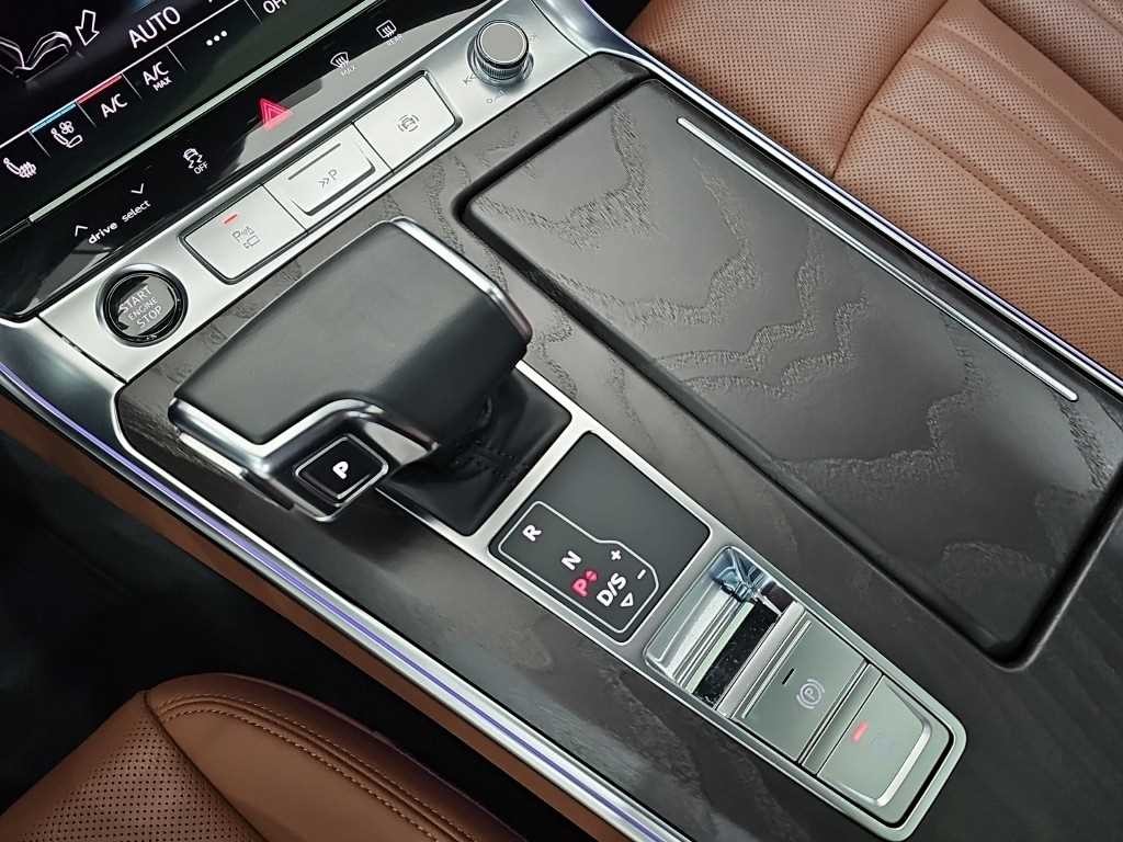 아우디 A6 A6 (C8) 45 TFSI 콰트로 프리미엄 이미지 8