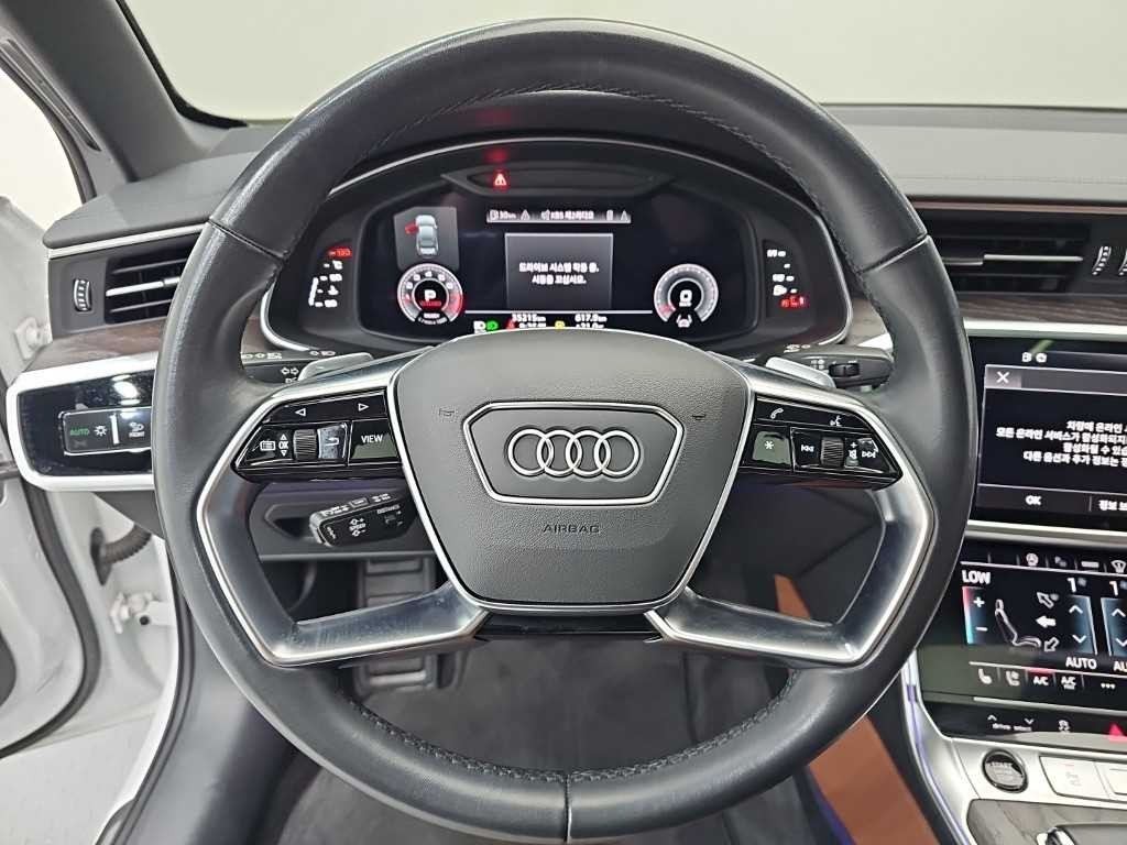 아우디 A6 A6 (C8) 45 TFSI 콰트로 프리미엄 이미지 9