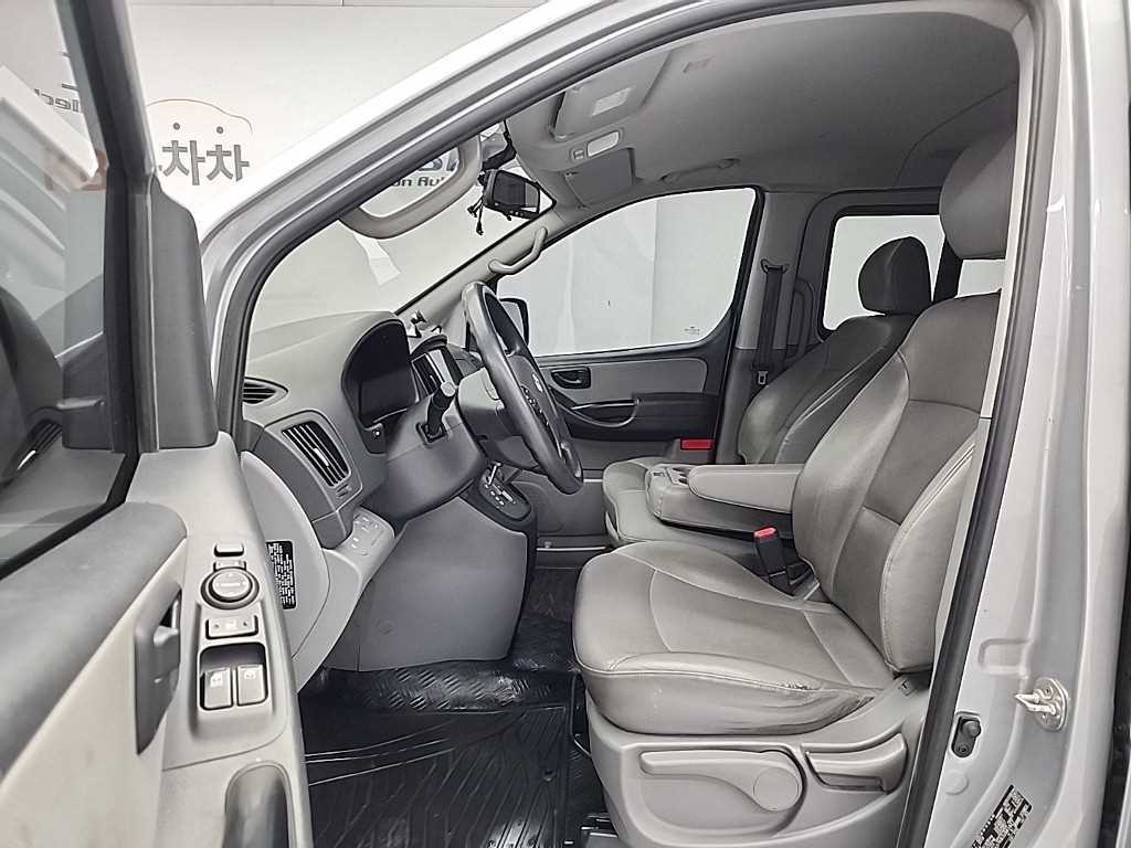 현대 스타렉스 더 뉴 그랜드 스타렉스 2WD 웨건 12인승 스마트 이미지 11