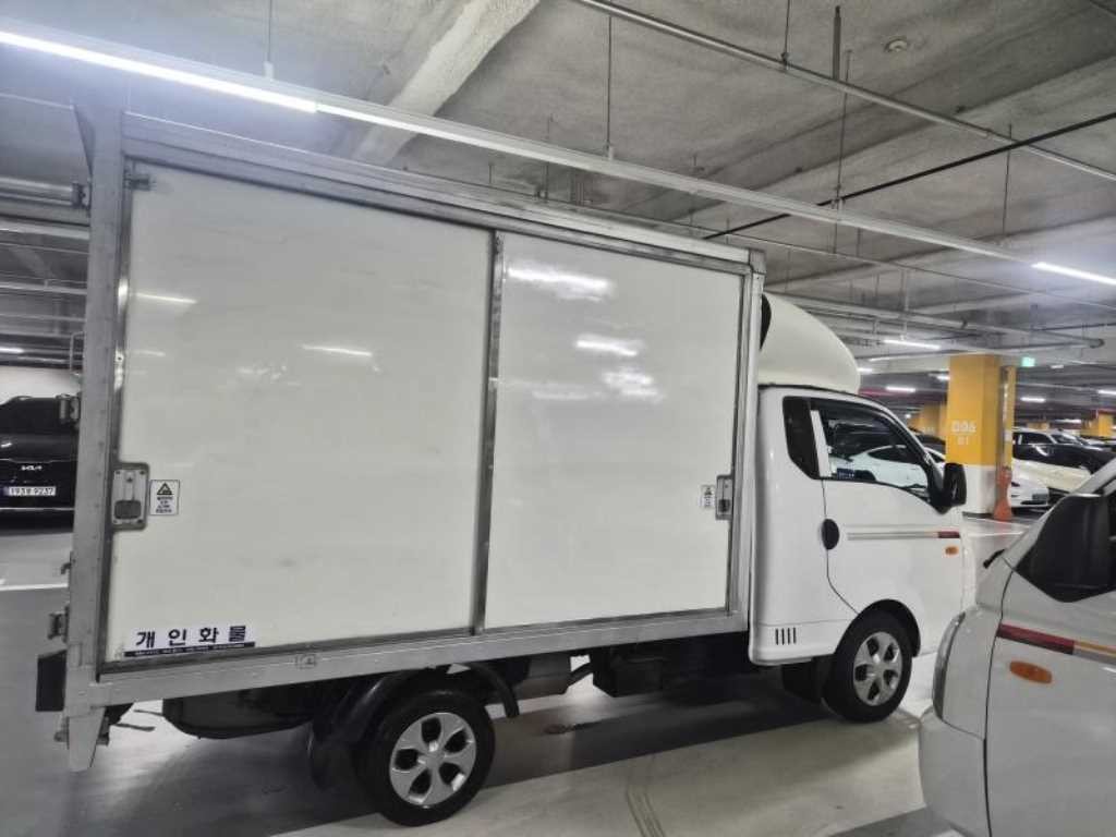 소형화물 카고(소형) [카고]포터2 (LPG2.5터보) 슈퍼캡/초장축/2WD 프리미엄 이미지 3