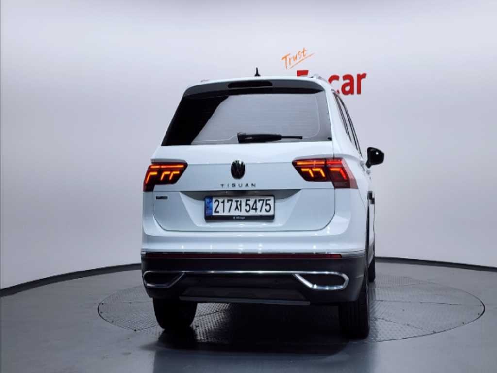 폭스바겐 티구안 티구안 올스페이스 2.0 TSI 프레스티지 이미지 4