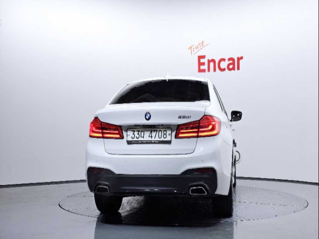 BMW 5시리즈 5시리즈 (G30) 530i M 스포츠 이미지 4