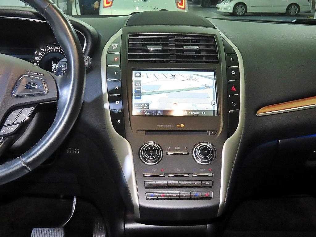 링컨 MKC 2.0 AWD 이미지 11
