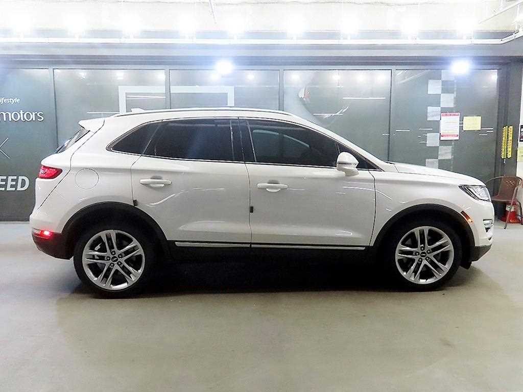 링컨 MKC 2.0 AWD 이미지 3