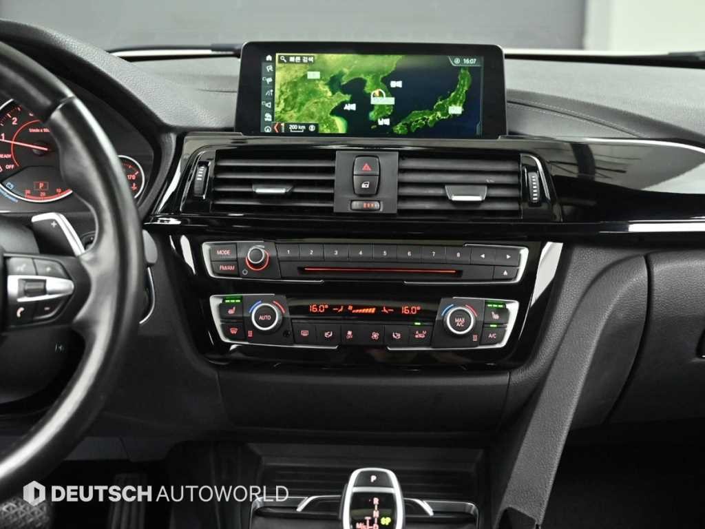 BMW 3시리즈 3시리즈 (F30) 320i M 스포츠 이미지 14