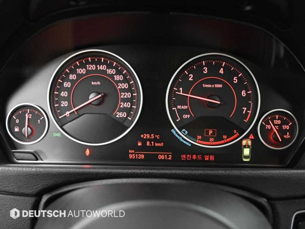 BMW 3시리즈 3시리즈 (F30) 320i M 스포츠 이미지 8