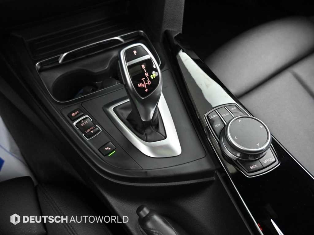 BMW 3시리즈 3시리즈 (F30) 320i M 스포츠 이미지 9