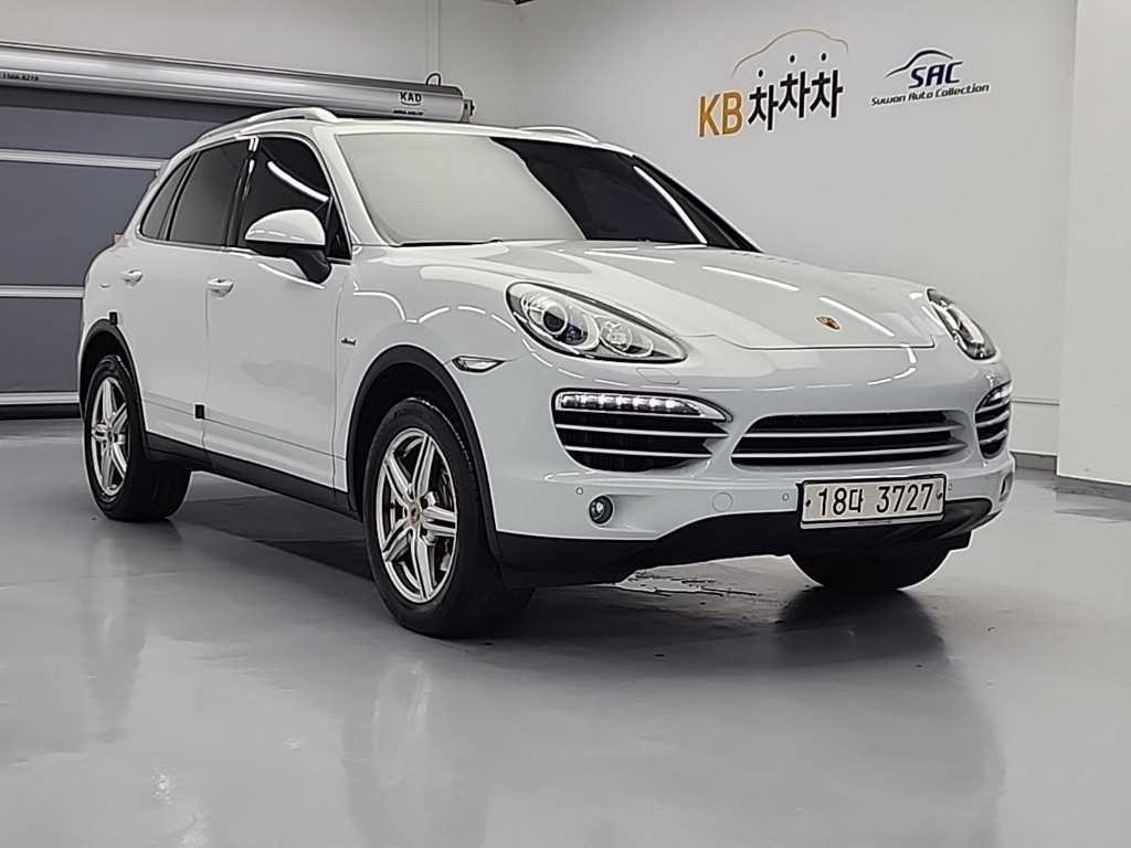 포르쉐 카이엔 뉴 카이엔 3.0 디젤 플래티넘 에디션 이미지 4