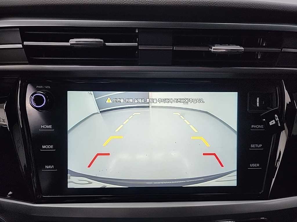 KG모빌리티(쌍용) 코란도 뷰티풀코란도 2WD 가솔린 1.5 C5 플러스 이미지 15