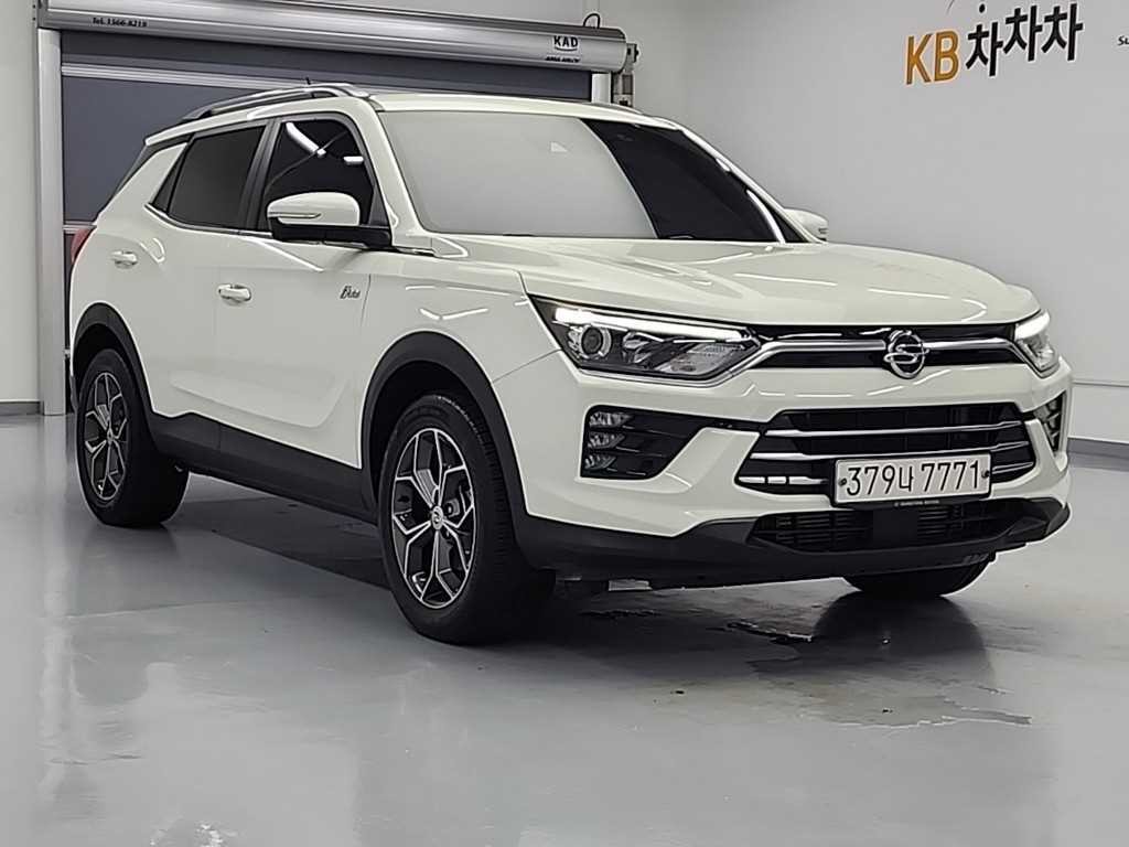 KG모빌리티(쌍용) 코란도 뷰티풀코란도 2WD 가솔린 1.5 C5 플러스 이미지 4