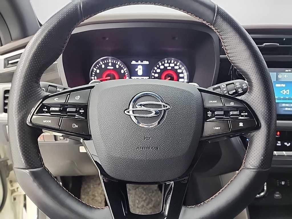 KG모빌리티(쌍용) 코란도 뷰티풀코란도 2WD 가솔린 1.5 C5 플러스 이미지 9