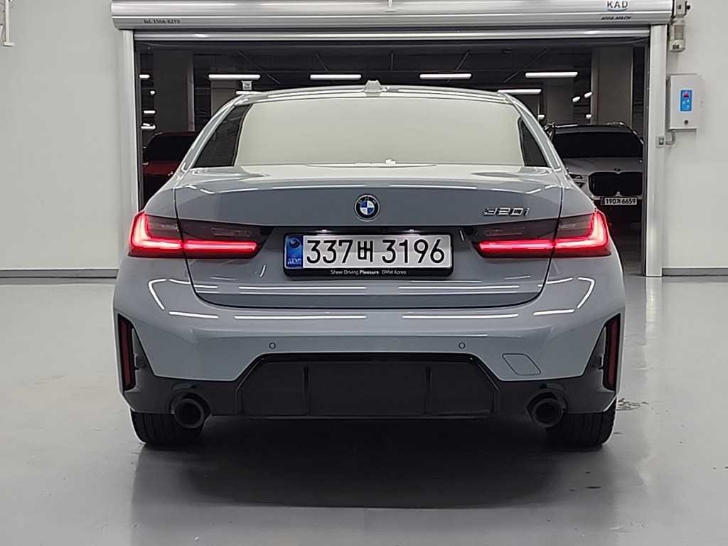 BMW 3시리즈 3시리즈 (G20) 320i M 스포츠 이미지 3