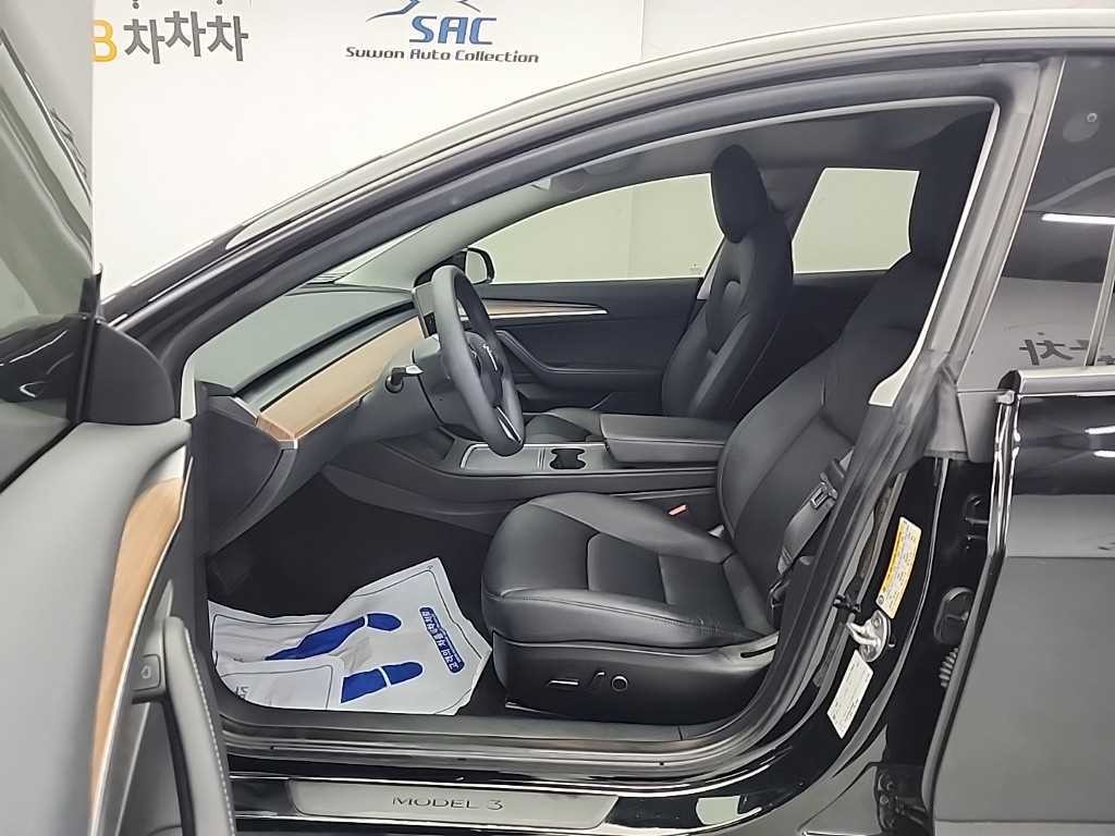 테슬라 모델 3 롱 레인지 이미지 11