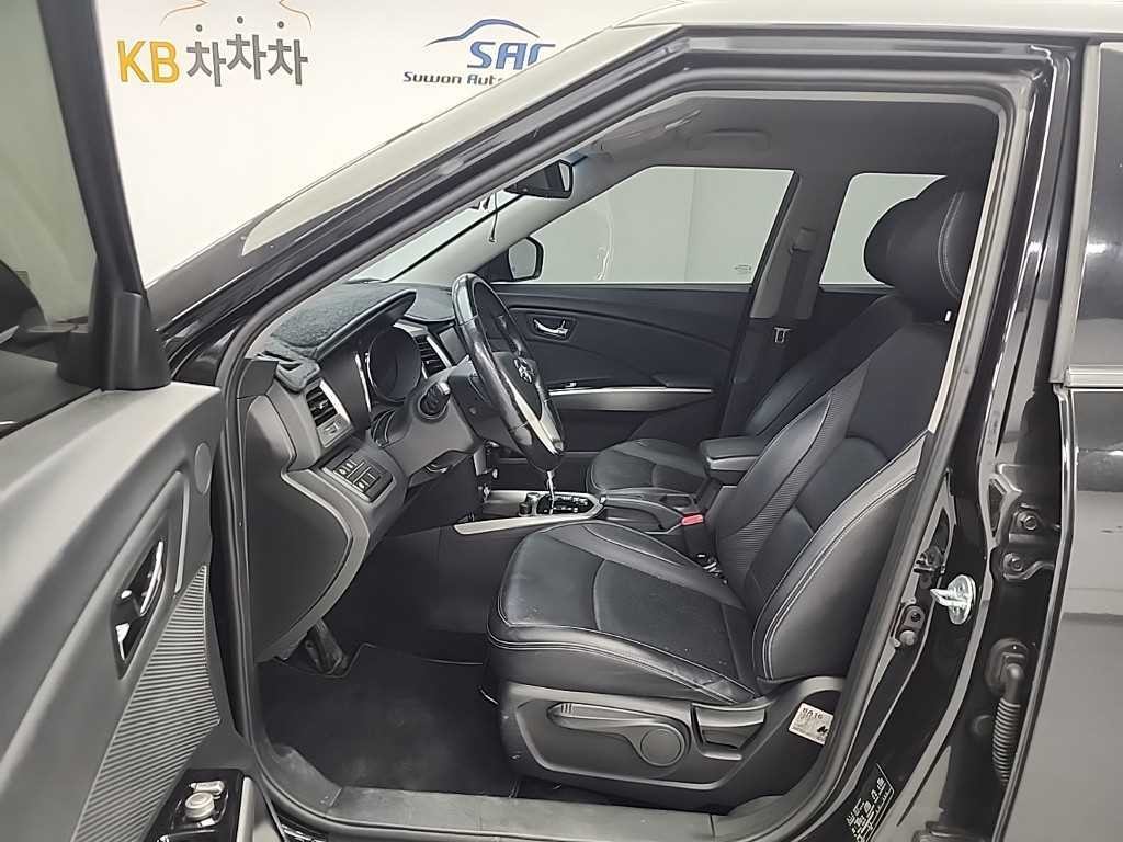 KG모빌리티(쌍용) 티볼리 가솔린 2WD 1.6 LX 고급형 이미지 11