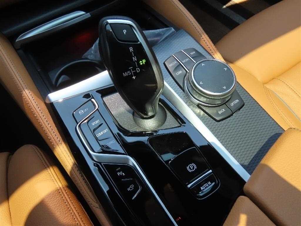 BMW 5시리즈 5시리즈 (G30) 520i M 스포츠 이미지 6