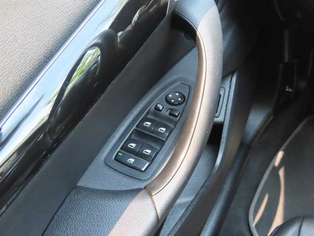 BMW X1 X1 (F48) xDrive 20i M 스포츠 이미지 13