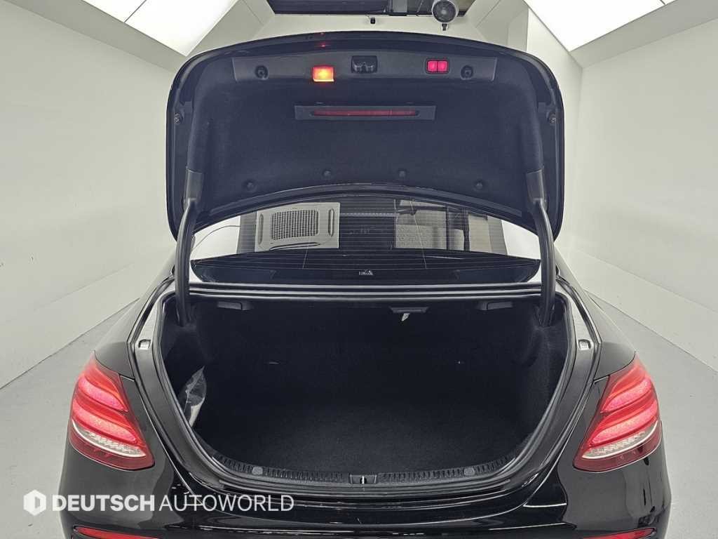 벤츠 E 클래스 E-클래스 W213 E43 AMG 4MATIC 이미지 19