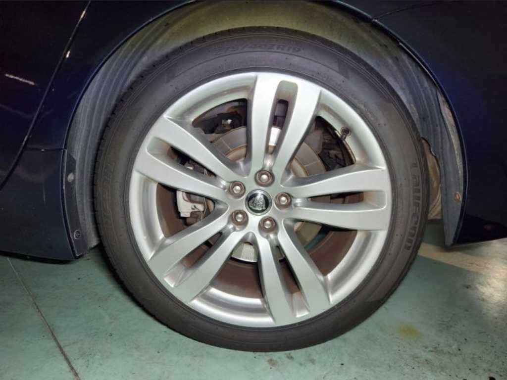 재규어 XJ XJ (X351) 3.0 SC 프리미엄 럭셔리 LWB 이미지 10
