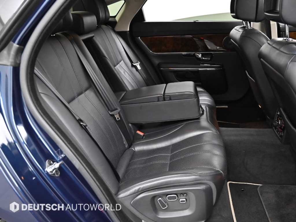 재규어 XJ XJ (X351) 3.0 SC 프리미엄 럭셔리 LWB 이미지 12