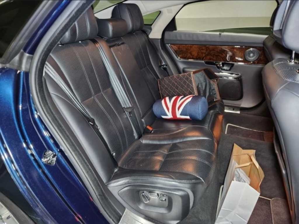 재규어 XJ XJ (X351) 3.0 SC 프리미엄 럭셔리 LWB 이미지 9