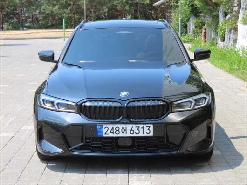 BMW 3시리즈 3시리즈 (G20) 320i 투어링 M 스포츠 이미지 1