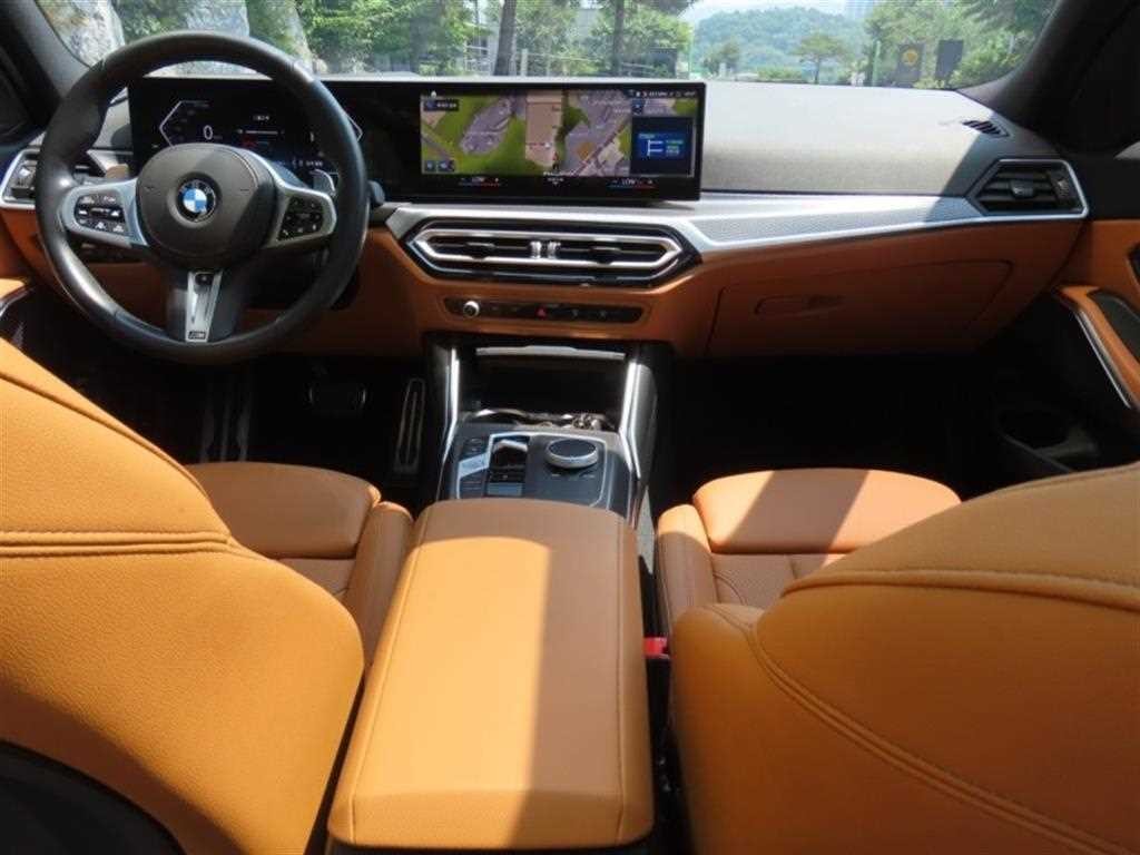 BMW 3시리즈 3시리즈 (G20) 320i 투어링 M 스포츠 이미지 15