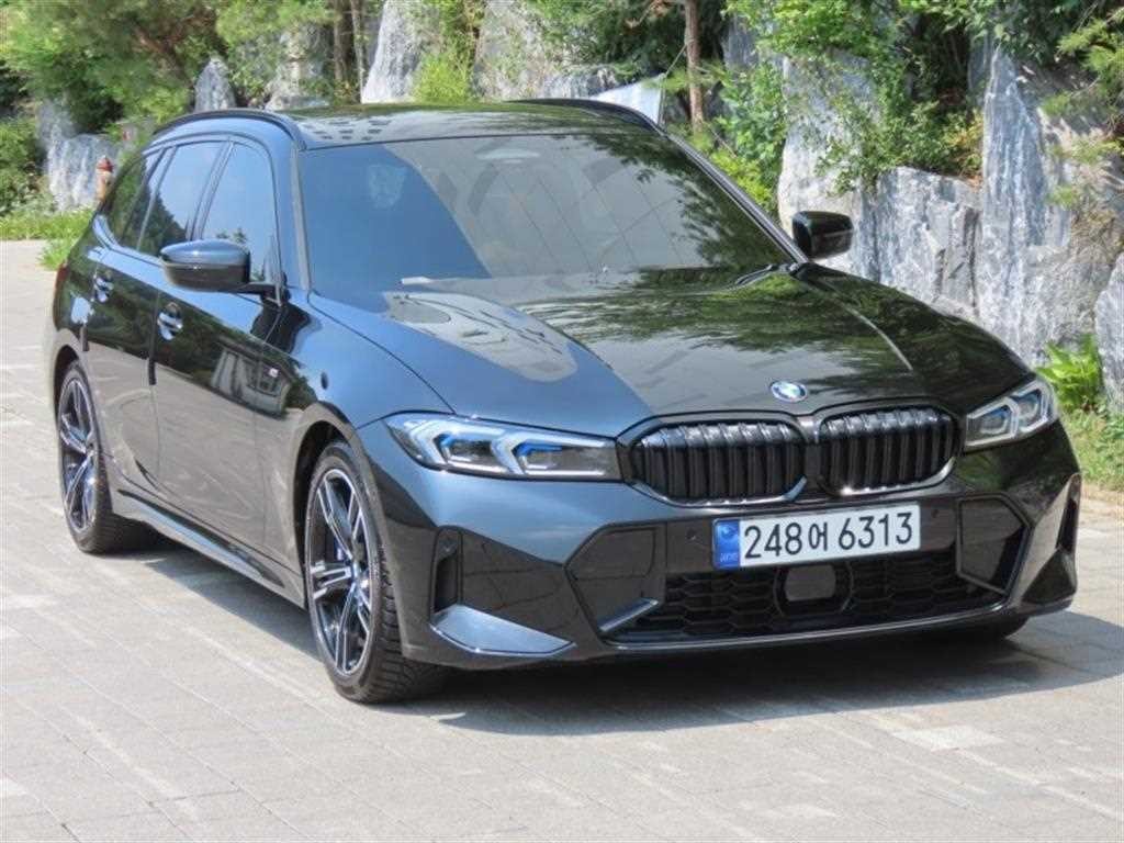 BMW 3시리즈 3시리즈 (G20) 320i 투어링 M 스포츠 이미지 2