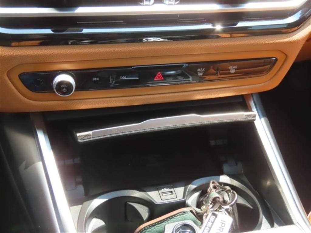 BMW 3시리즈 3시리즈 (G20) 320i 투어링 M 스포츠 이미지 7