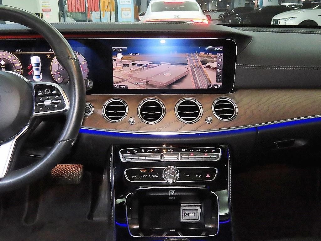 벤츠 E 클래스 E-클래스 W213 E300 4MATIC 익스클루시브 이미지 11