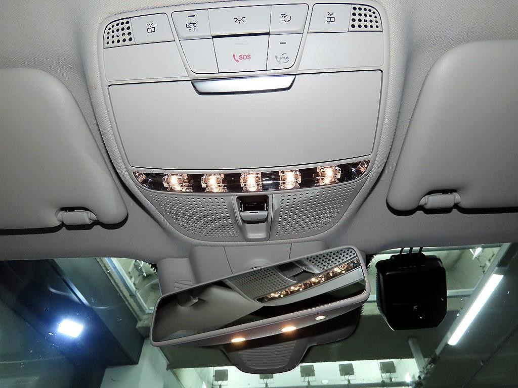 벤츠 E 클래스 E-클래스 W213 E300 4MATIC 익스클루시브 이미지 14