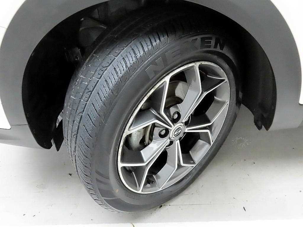 KG모빌리티(쌍용) 코란도 뷰티풀코란도 2WD 가솔린 1.5 C5 플러스 이미지 19