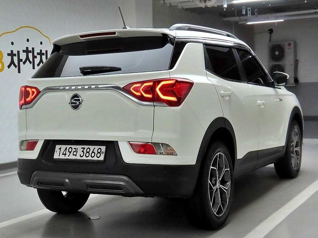 KG모빌리티(쌍용) 코란도 뷰티풀코란도 2WD 가솔린 1.5 C5 플러스 이미지 4