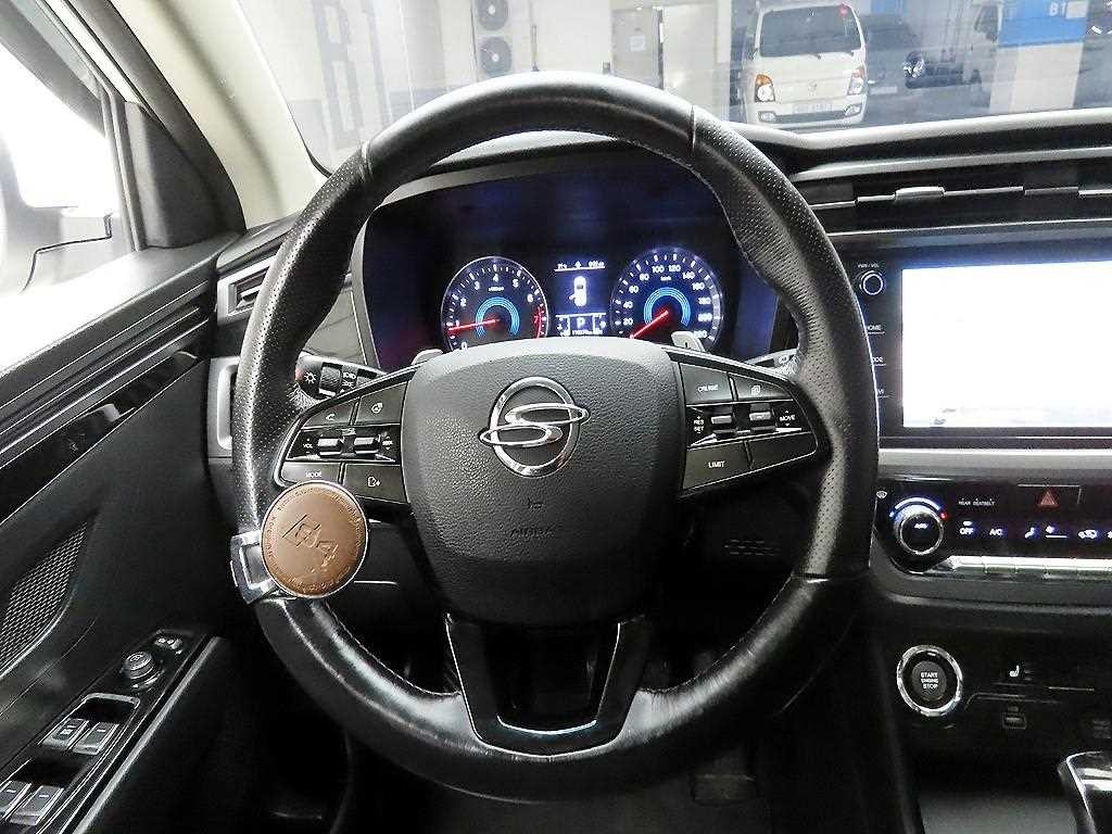 KG모빌리티(쌍용) 코란도 뷰티풀코란도 2WD 가솔린 1.5 C5 플러스 이미지 7